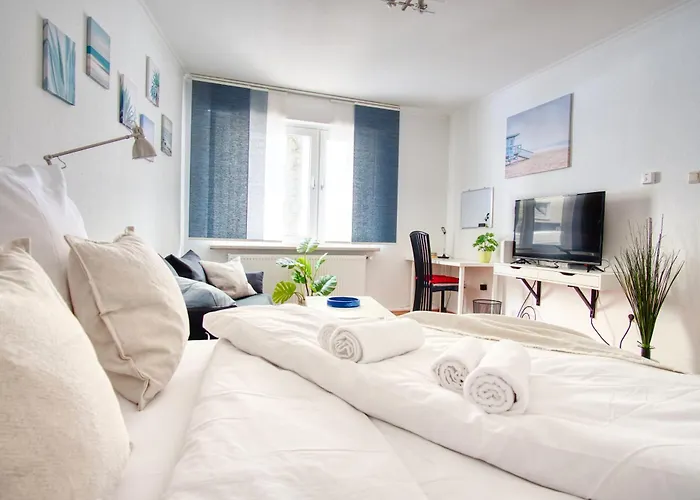 Homefy Sleep & Relax Apartment - Free Parking - Top Location