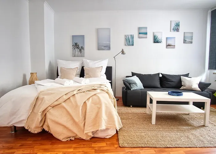 Homefy Sleep & Relax Apartment - Free Parking - Top Location
